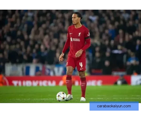 范戴克的未来备受关注，拜仁对其兴趣持续升温。